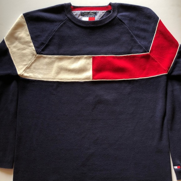 90s Vintage Tommy Hilfiger Navy Logo Sweater - Picture 2 of 8